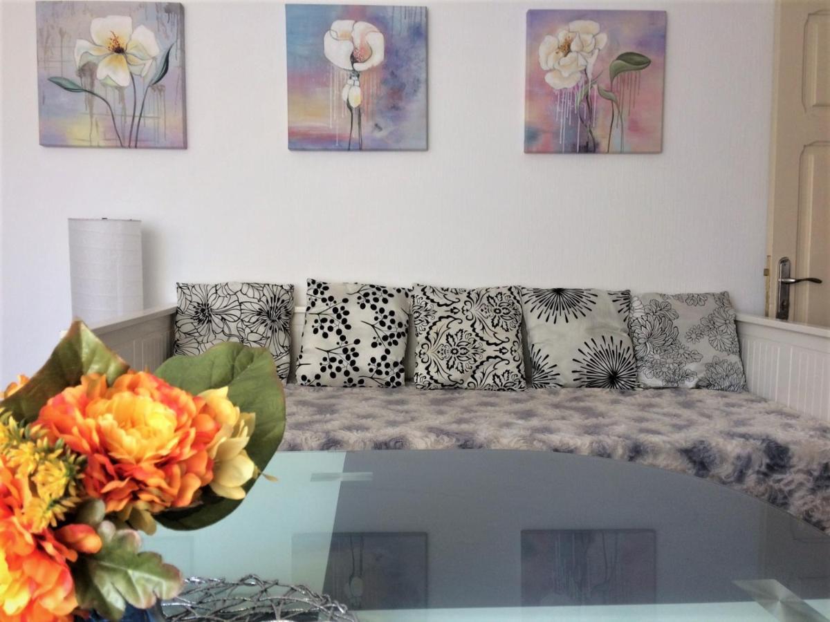 Ludvika Elegance Apartment リエパーヤ エクステリア 写真